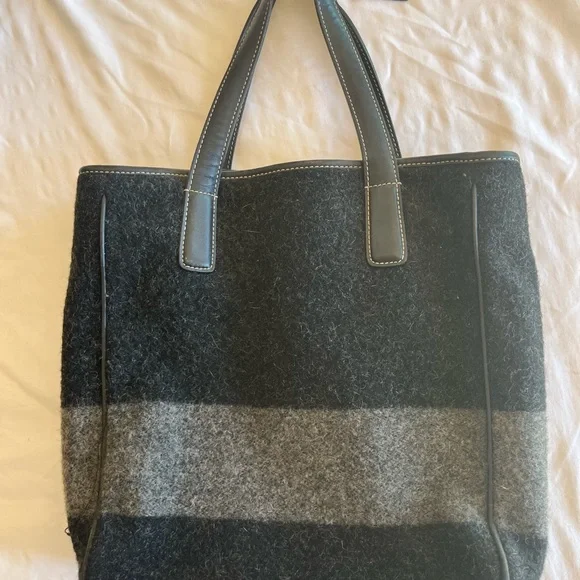 Coach Black Leather Bag with tags - Picture 3 of 6